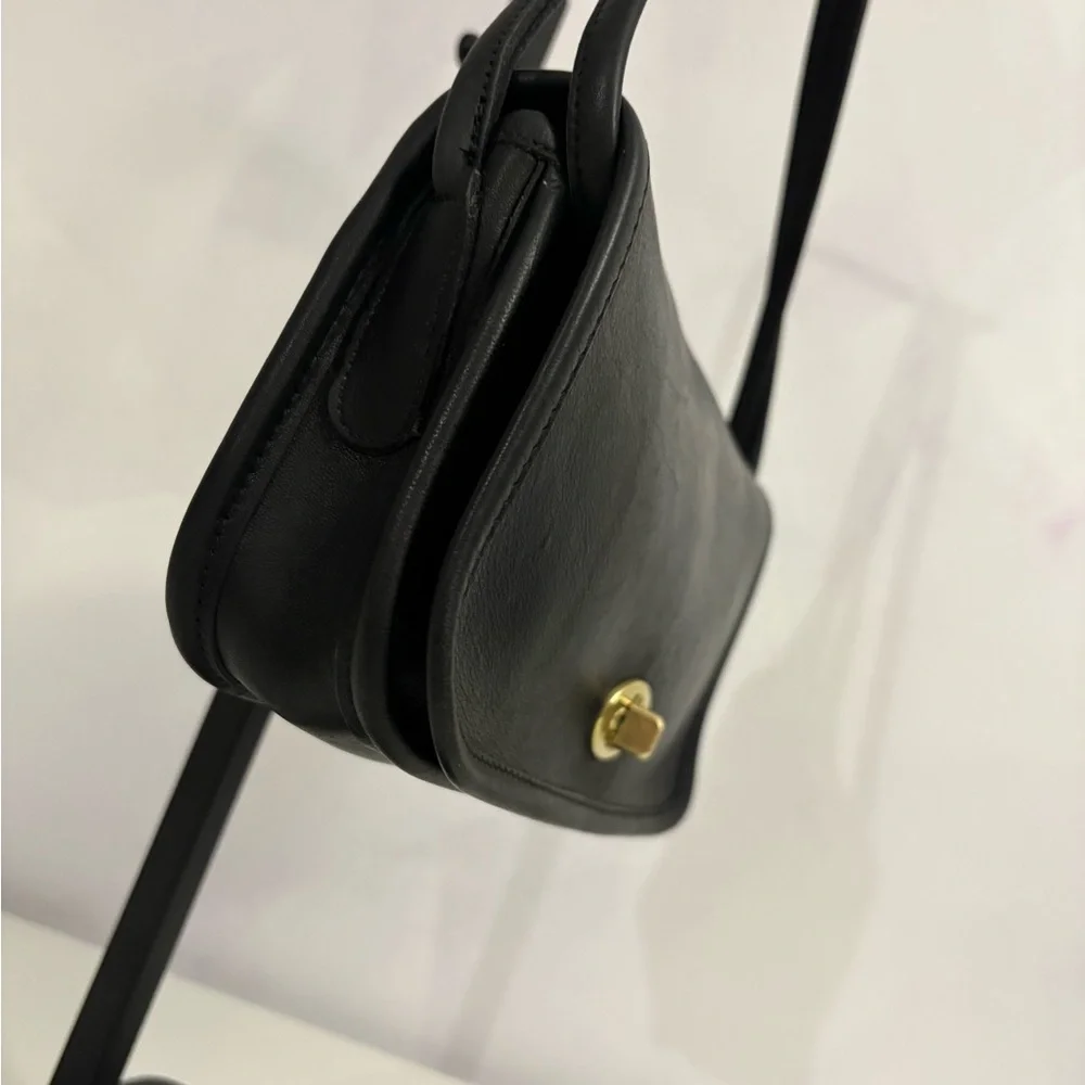 Vintage Coach Black NYC Dinky Penny Pocket Bag - Picture 8 of 8